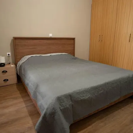Cozy 2bd Near Old Town Of