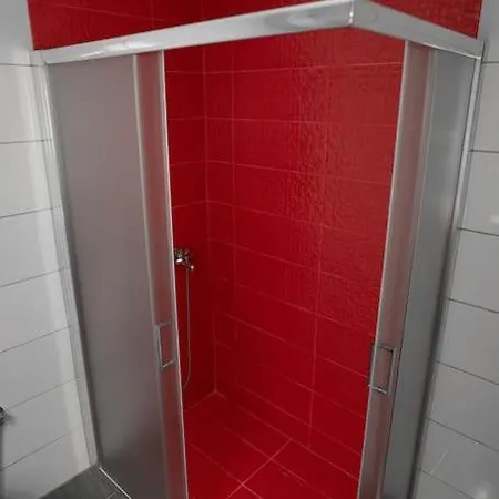 Cozy 2bd Near Old Town Of Apartment *