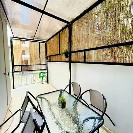 Cozy 2bd Near Old Town Of Apartment