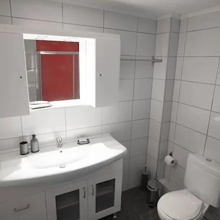 Apartment Cozy 2bd Near Old Town Of *
